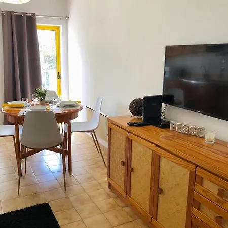 Apartamento Apartamento, Clube Da Rocha, 5min Da